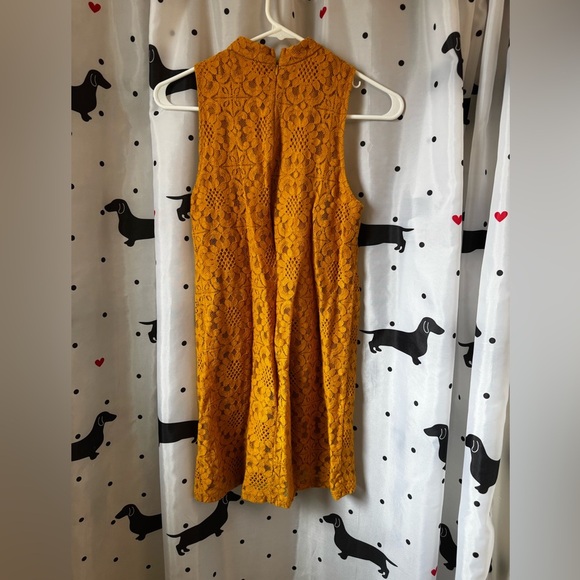 Yellow Sleeveless Mock Neck Sheath Dress - Picture 3 of 3